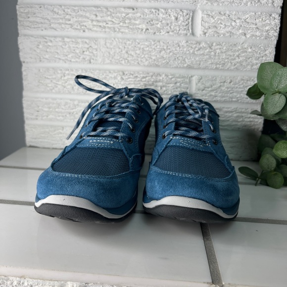 LL Bean Waterproof Insulated Snow
Sneakers Blue 9W - Picture 12 of 14